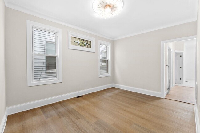 Building Photo - 64 Bostwick Ave