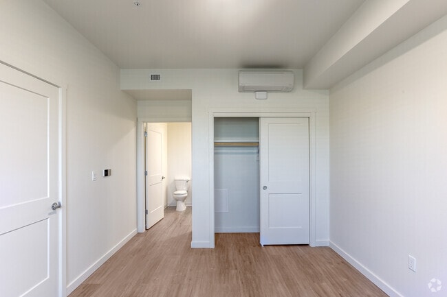 3BR, 2BA - 1045SF - Bedroom - Sango Court