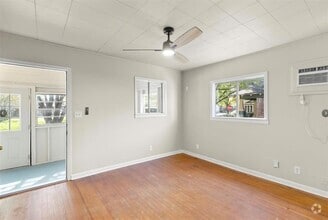 Building Photo - 4605 Norhill Blvd
