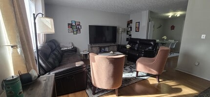 Building Photo - 3764 Stirrup Ct