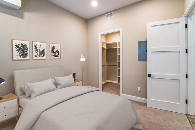 Building Photo - Vester Heights Apartments