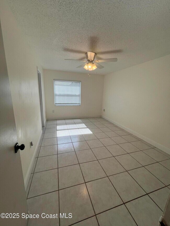 Foto del edificio - 1514 Clearlake Rd