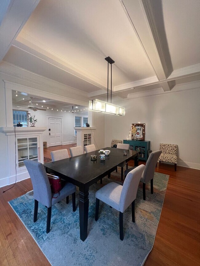 Foto del edificio - 1726 Pine St