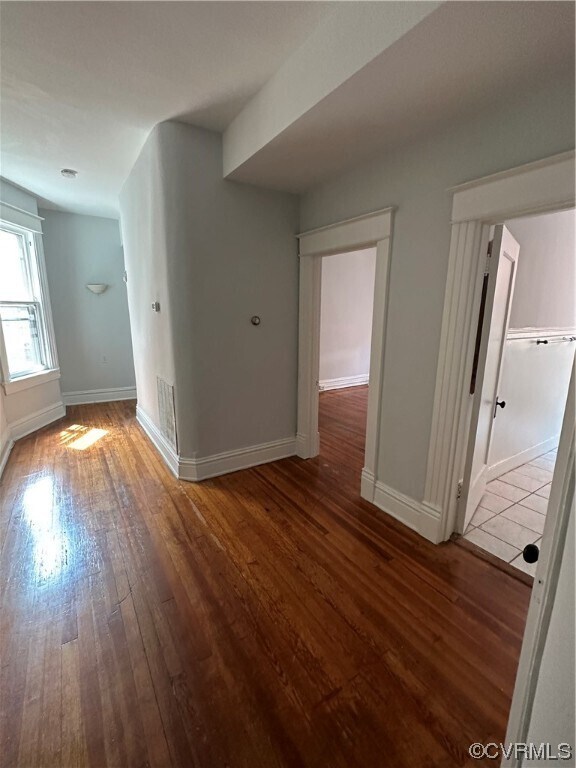 Building Photo - 2703 Stuart Ave