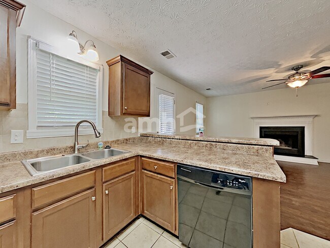 Foto del edificio - 505 Allens Landing Ct