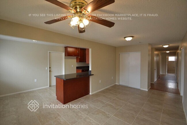 Foto del edificio - 132 Winchell Ct