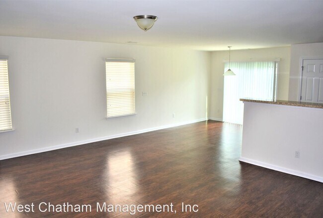 Building Photo - 3 br, 2 bath House - 7 Millie Court