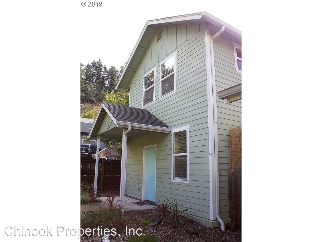 Foto principal - 2 br, 1 bath House - 43 Lawrence St.