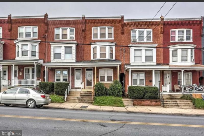 Primary Photo - 228 N Reservoir St