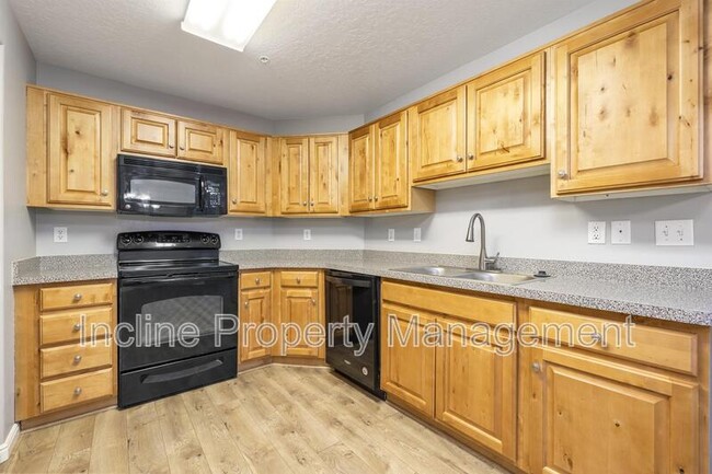 Foto del edificio - 8212 N Cedar Springs Rd