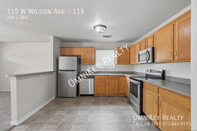 Foto del edificio - 119 W Wilson Ave