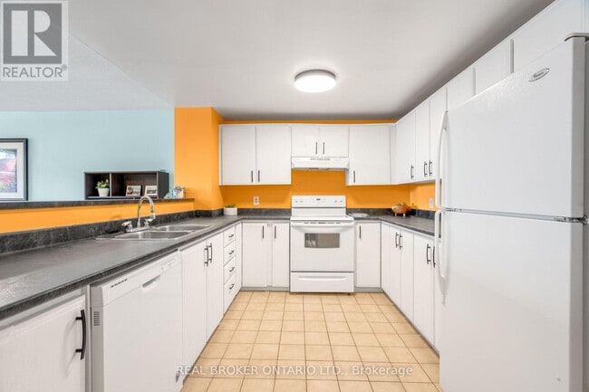 Photo du bâtiment - 446-446 Gilmour St