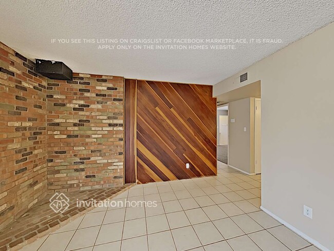 Foto del edificio - 1020 W Halstead Dr