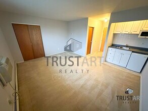 Building Photo - 4300 Pearson Ave