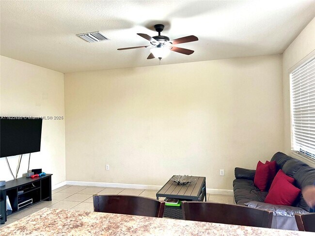 Foto del edificio - 16309 SW 71st Terrace