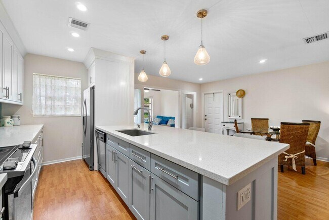 Foto del edificio - 5230 Nesting Way