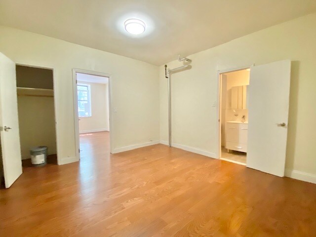 Primary Photo - 551 W 190th St