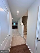 Building Photo - 2565 Laurel Pk Dr