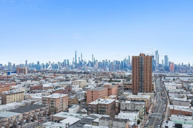 Foto del edificio - 809-815 22nd St Unit# 1501