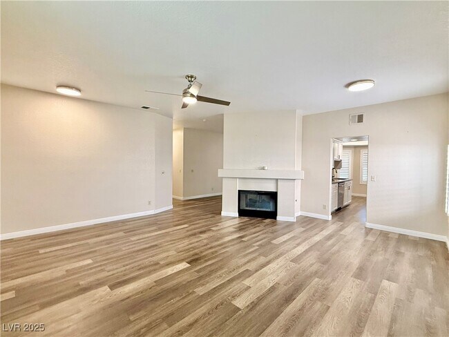 Foto del edificio - 1502 Cliff Branch Dr