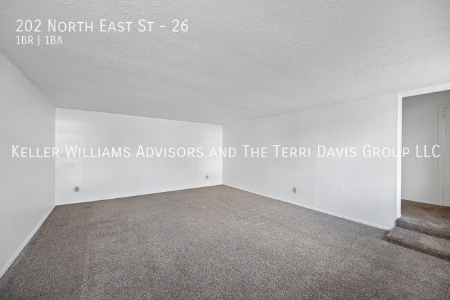 Building Photo - 202 N East St