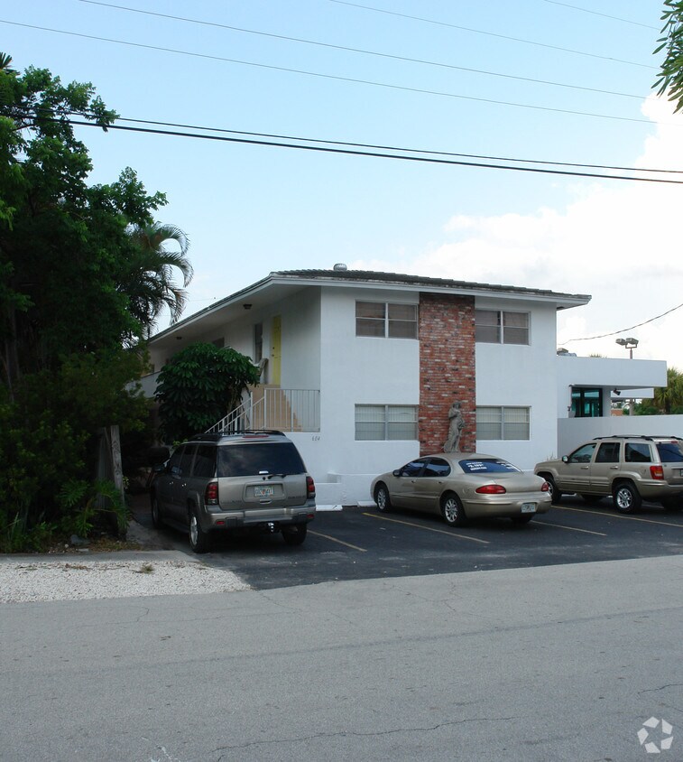 Primary Photo - 604 SE 14th Ct