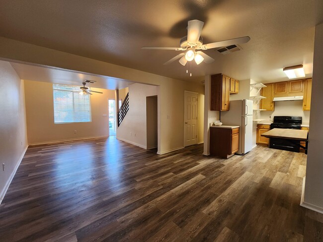 Building Photo - 501 San Benito Ave