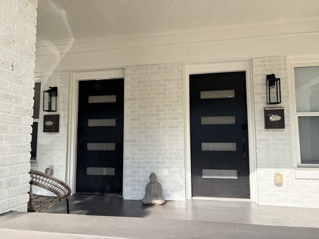 Foto del edificio - 800 Metropolitan Pkwy SW