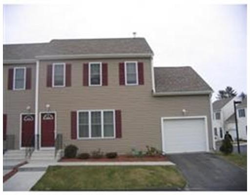 Primary Photo - 3 Jenna Ln