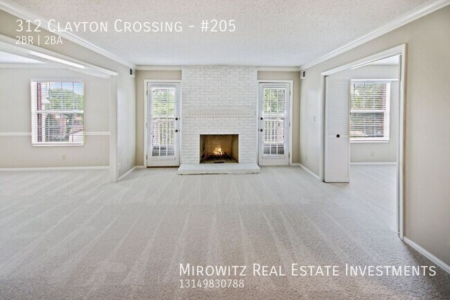 Foto del edificio - 312 Clayton Xing Dr