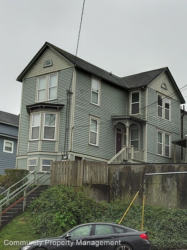 150 Columbia Ave, Astoria, OR 97103 Room for Rent in Astoria, OR