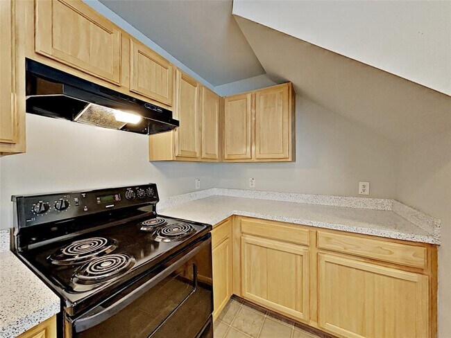 Building Photo - 4033 Preferred Pl