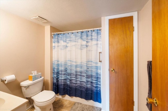 Building Photo - 604 Michigan Ave