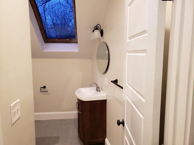 Foto del edificio - 120 Sutherland Rd