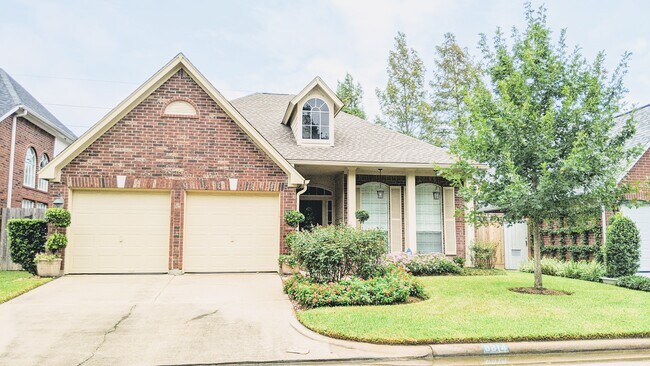 Foto del edificio - 8814 Fairbloom Ln