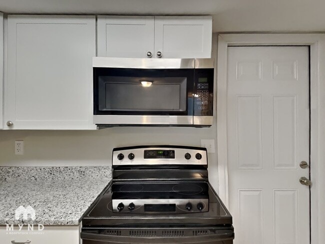 Building Photo - 3448 Norland Ct