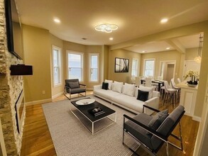 Building Photo - 85 Millet St