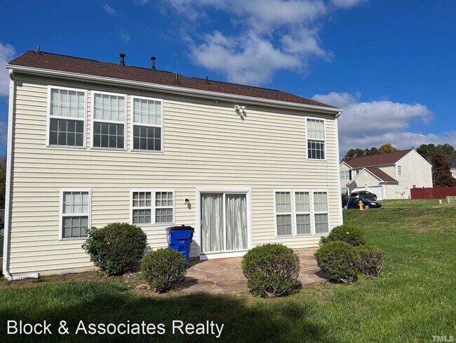 Foto del edificio - 3 br, 2.5 bath House - 4820 Loganshire Lane