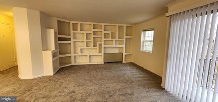 Building Photo - 4403 Romlon St