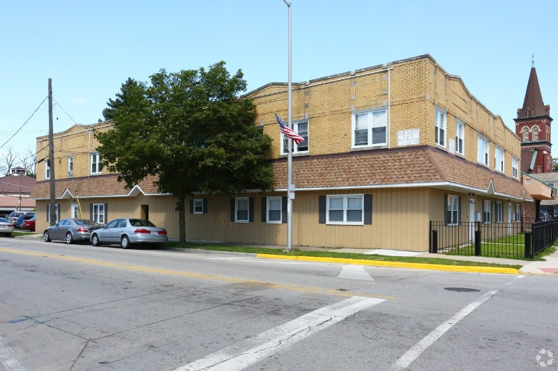 Primary Photo - 7944 Ogden Ave