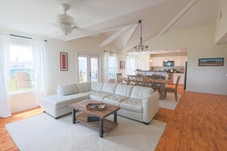Building Photo - 4106 Temprano Dr