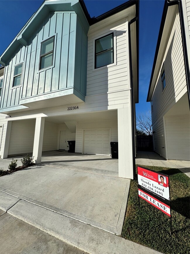 Building Photo - 22230 Dutch Oven Dr