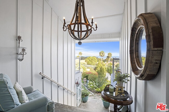 Building Photo - 6363 Zumirez Dr