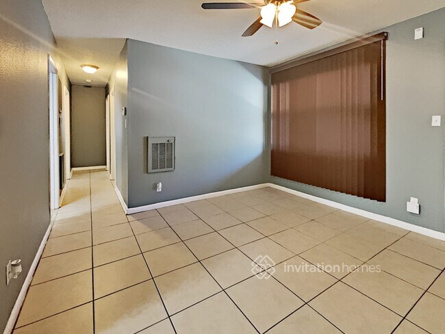 Foto del edificio - 14917 Fisher Rd