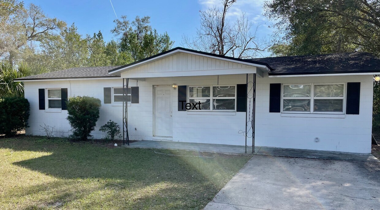 840 W Chelsea St, Deland, FL 32720 House Rental in Deland, FL