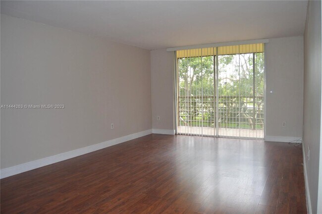 Building Photo - 3490 Foxcroft Rd