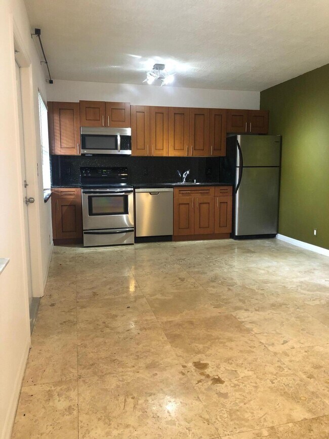 Foto del edificio - 1470 N Dixie Hwy