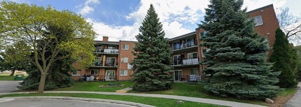 Building Photo - 16 Bonfield Pl