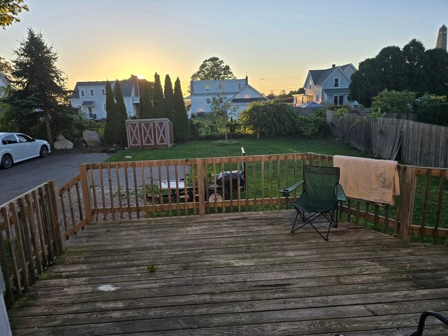 Deck and yard area - 133 Mitchell St