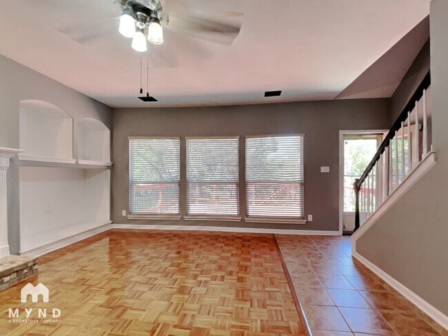 Building Photo - 8014 Winter Park